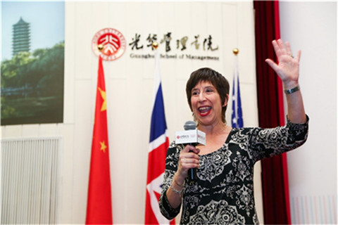 哈佛商学院 师可兰女士