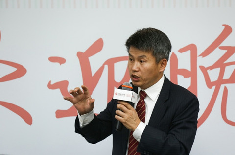 成人直播
 蔡洪滨院长