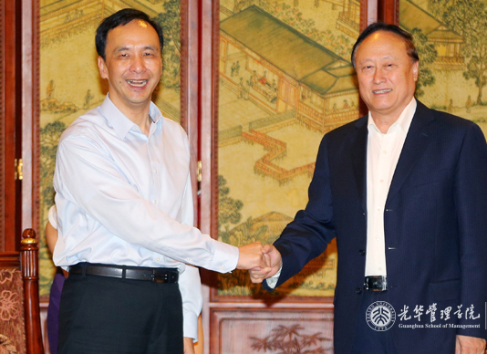 中国国民党主席朱立伦访问北京大学
